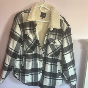 Love Tree Black and White Teddy Jacket Plaid Style